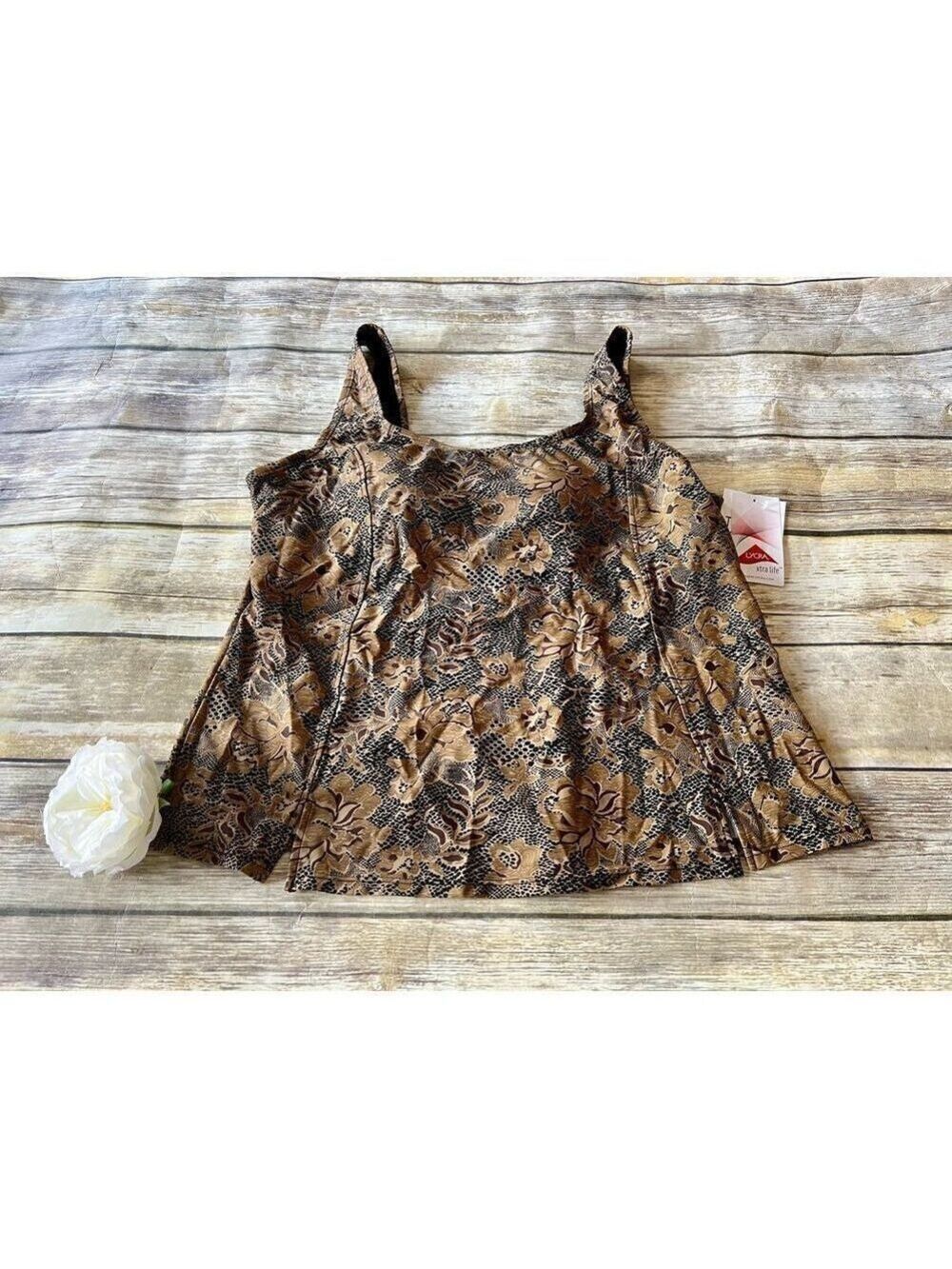 👙NWT BLAIR SWIMSUIT TOP